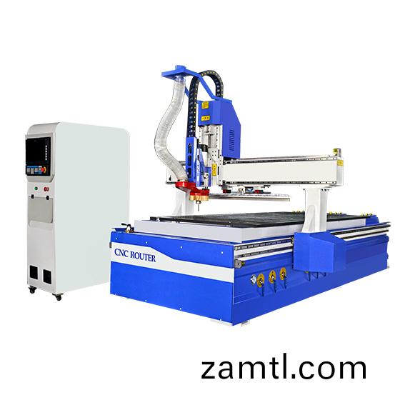 直排(pai)換刀(dao)數控開(kāi)料機(ji)