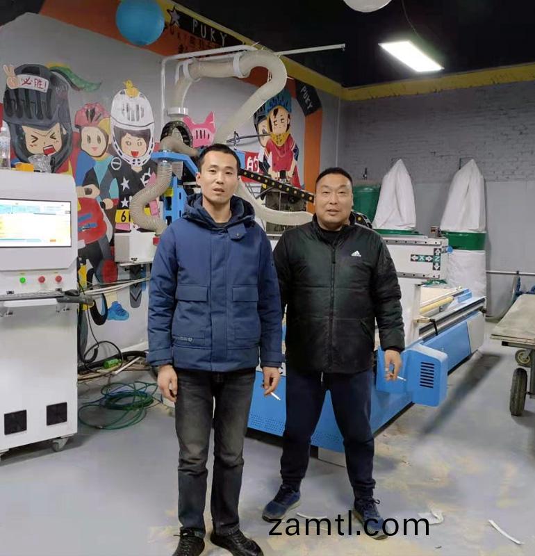 ?河南(nan)滑縣客(ke)戶(hù)採(cai)購(gou)1325直(zhi)排數控(kong)加(jia)工(gong)中