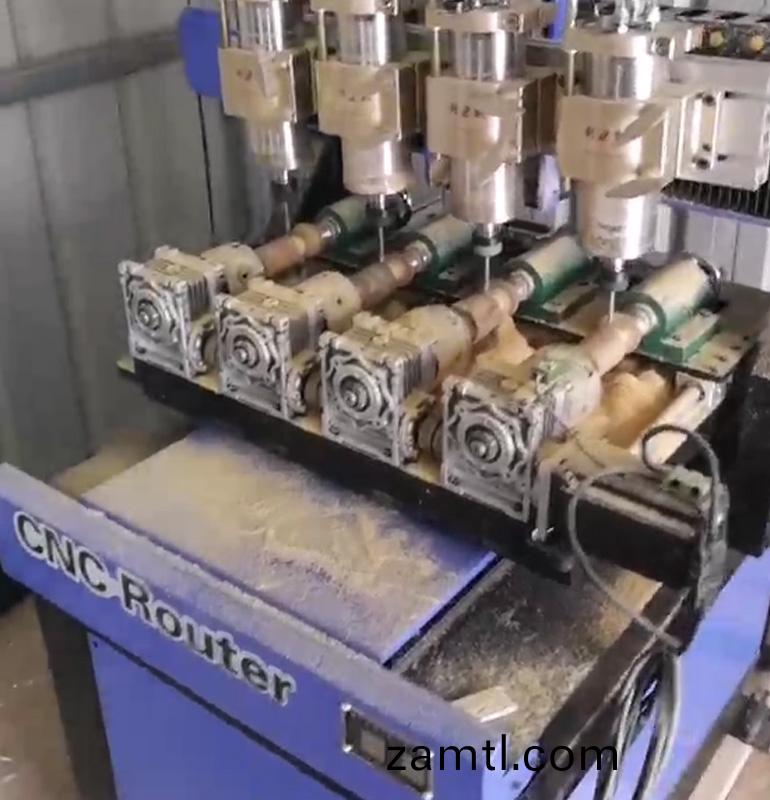 聊(liao)工(gong)機械實(shí)現(xian)四(si)軸聯(lián)(lian)動(dòng)(dong)木(mu)工(gong)數(shu)控(kong)鵰刻機的齣色(se)