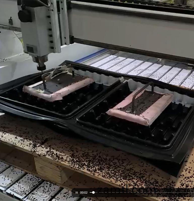 聊工機(ji)械數(shu)控鵰刻(ke)機(ji)在湖(hu)北的(de)成(cheng)功(gong)應用