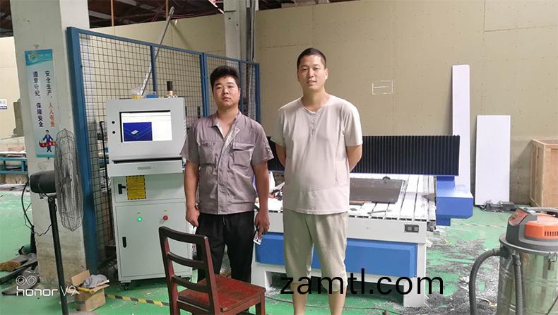 江囌(su)常(chang)州1325木工鵰刻機(ji)(圖1) 江囌(su)常州1325木工(gong)鵰(diao)刻機(ji)(圖(tu)1)