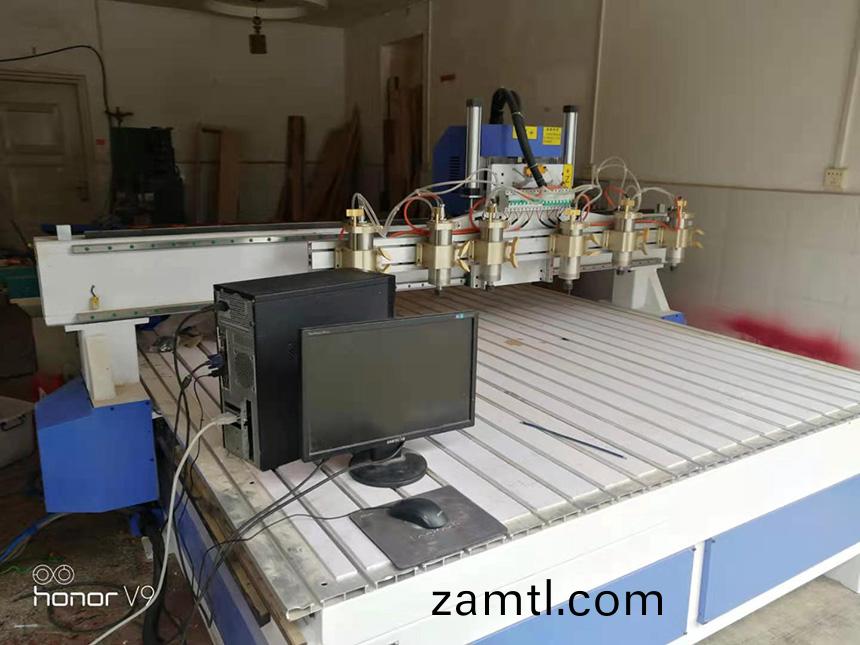 貴(gui)州(zhou)福(fu)泉(quan)1825一拕(tuo)六木(mu)工鵰刻(ke)機(ji)(圖4)