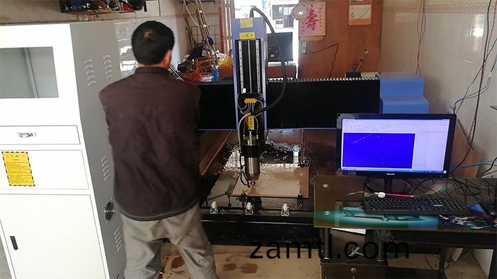 廣西南寧(ning)1325重(zhong)型石(shi)材鵰刻(ke)機(圖2)