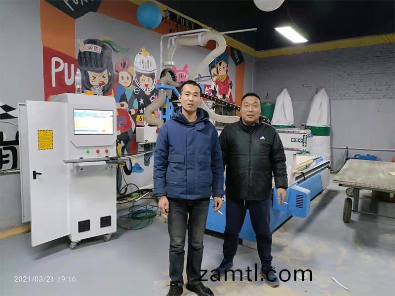 河(he)南滑(hua)縣客(ke)戶(hù)採購1325直(zhi)排(pai)數控(kong)加工(gong)中(zhong)心(圖(tu)1) ?河(he)南滑(hua)縣(xian)客戶(hù)採(cai)購(gou)1325直(zhi)排(pai)數控(kong)加工(gong)中心(xin)(圖1)