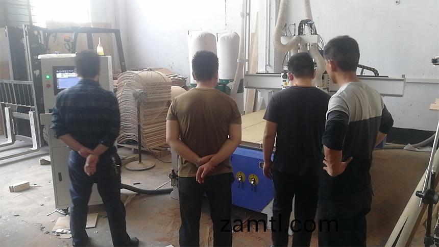 廣(guang)東東(dong)莞1325四工序開(kāi)料(liao)機(圖2) 廣(guang)東東莞(guan)1325四(si)工序(xu)開(kāi)料機(圖(tu)2)